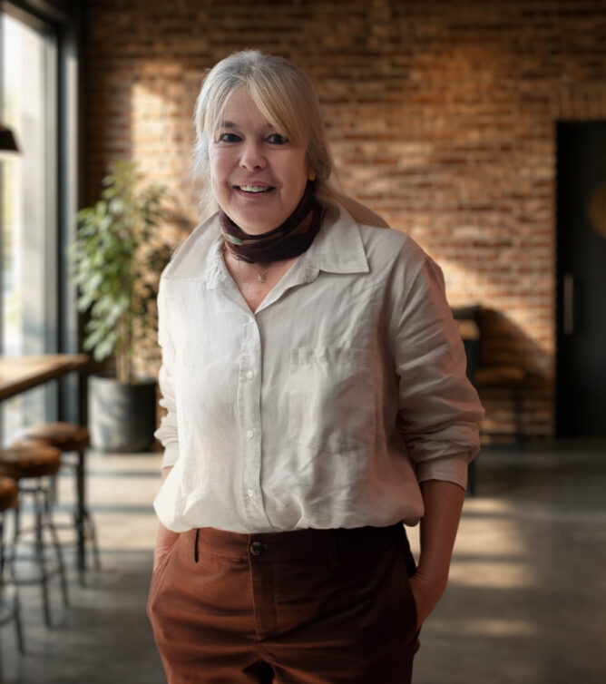 Lizette Stuart Office Manager